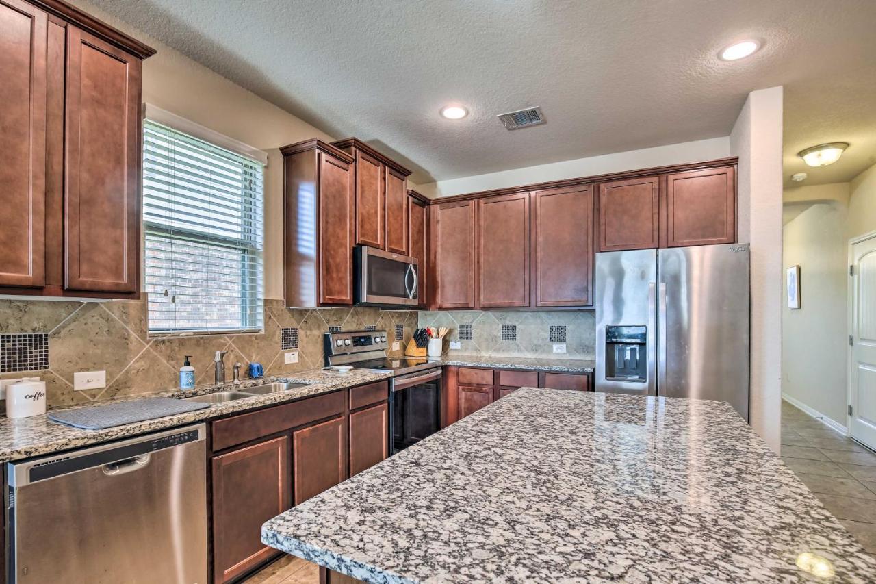 San Antonio Home With Yard About 8 Mi To Lackland! Exteriör bild